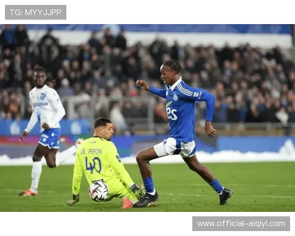 欧塞尔vs斯特拉斯堡：保级区直接对话六分战