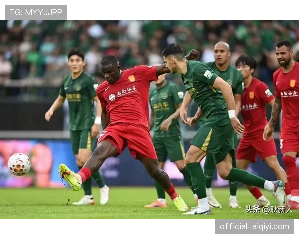 恩加德乌头球破僵振臂高呼，重庆铜梁龙爆冷击败卫冕冠军